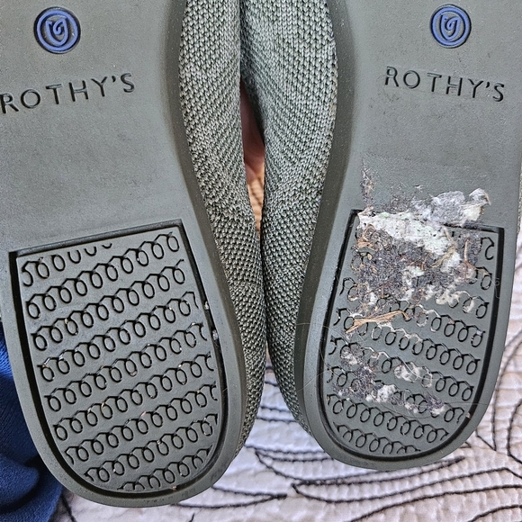 EUC Rothy's The Point Safari Green Giraffe Women’s Size 6.5 - Picture 15 of 16